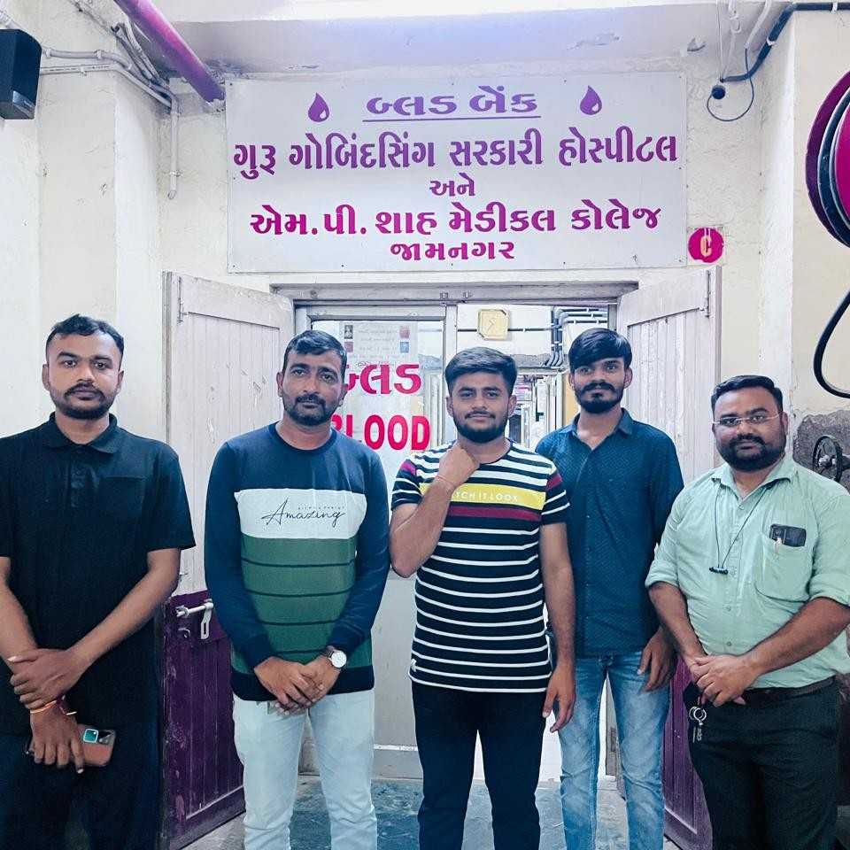 જામનગરના આરોગ્ય કર્મચારીની વિશિષ્ટ સેવાને બિરદાવવામાં આવી