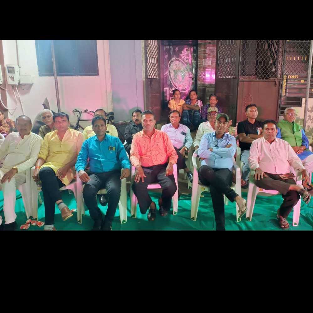 રવિપાક સોસાયટી મા સ્ક્રેટ્રરી હર્ષદ ભાઇ ની પુત્રી ના લગ્ન માં સોસાયટી ના ચેરમેન જગદીશભાઈ આસોડિયા અને  સભ્યો એ હાજરી આપી…